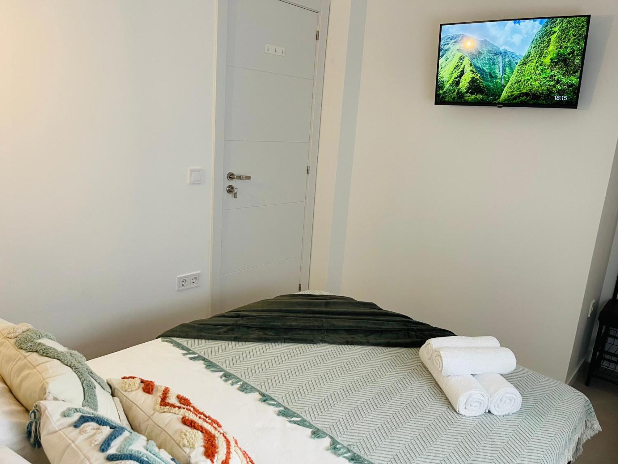 Solaz Malaga, Shared Apartment Экстерьер фото